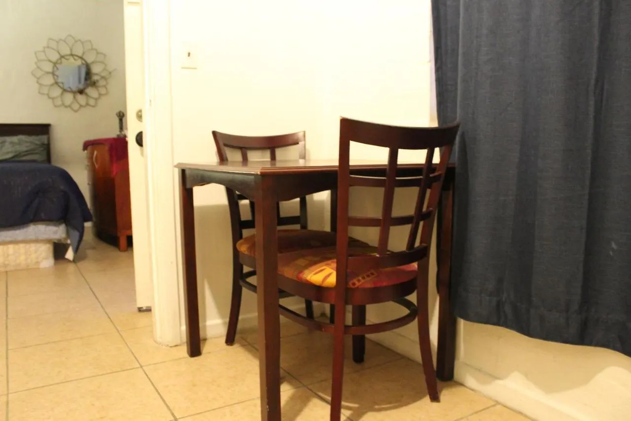 Paradise 770 - Beachside Motel Daytona Beach 2*,